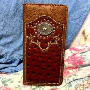 Men’s Wallets (NEW)